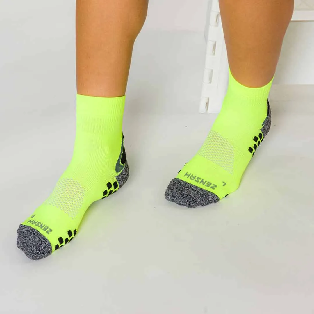 3D Dotted Running Socks