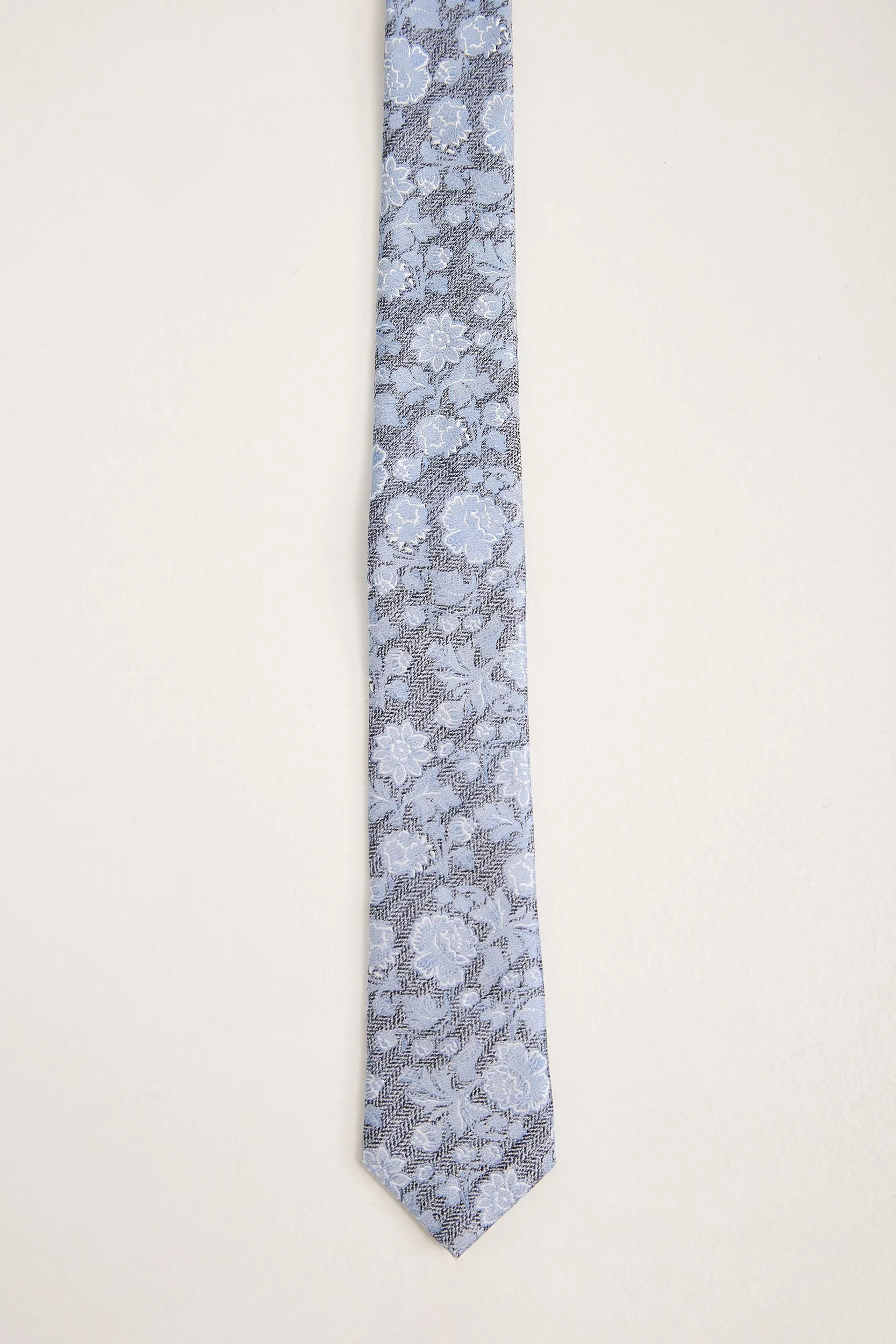 Floral pattern silk tie