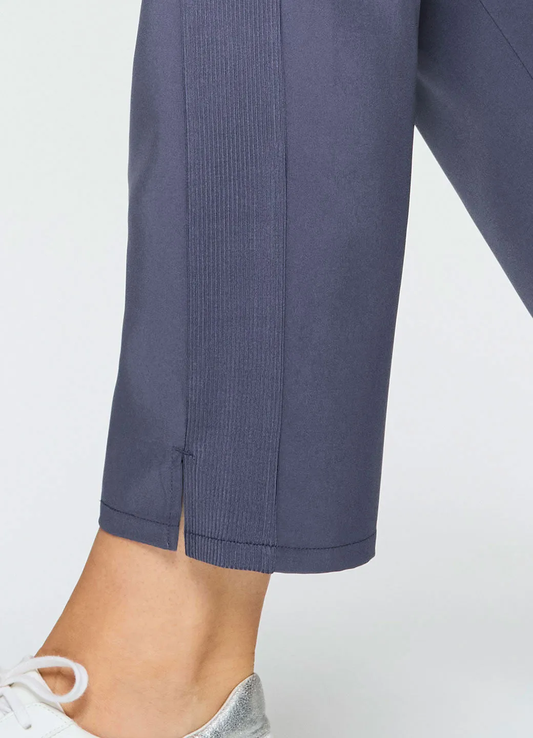 Plus Everyday Ribbed Ankle Pant