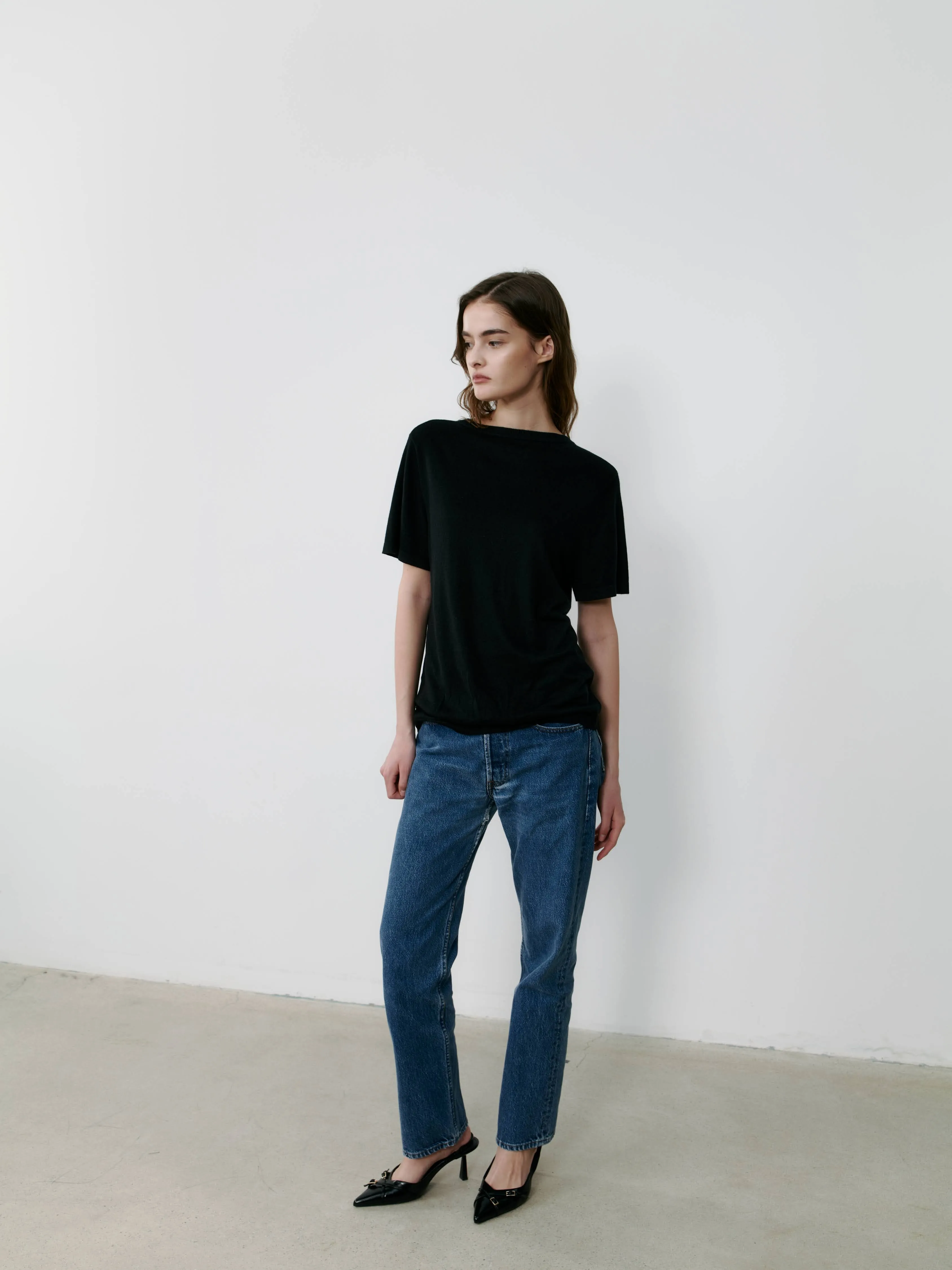 THE SILK TEE - BLACK