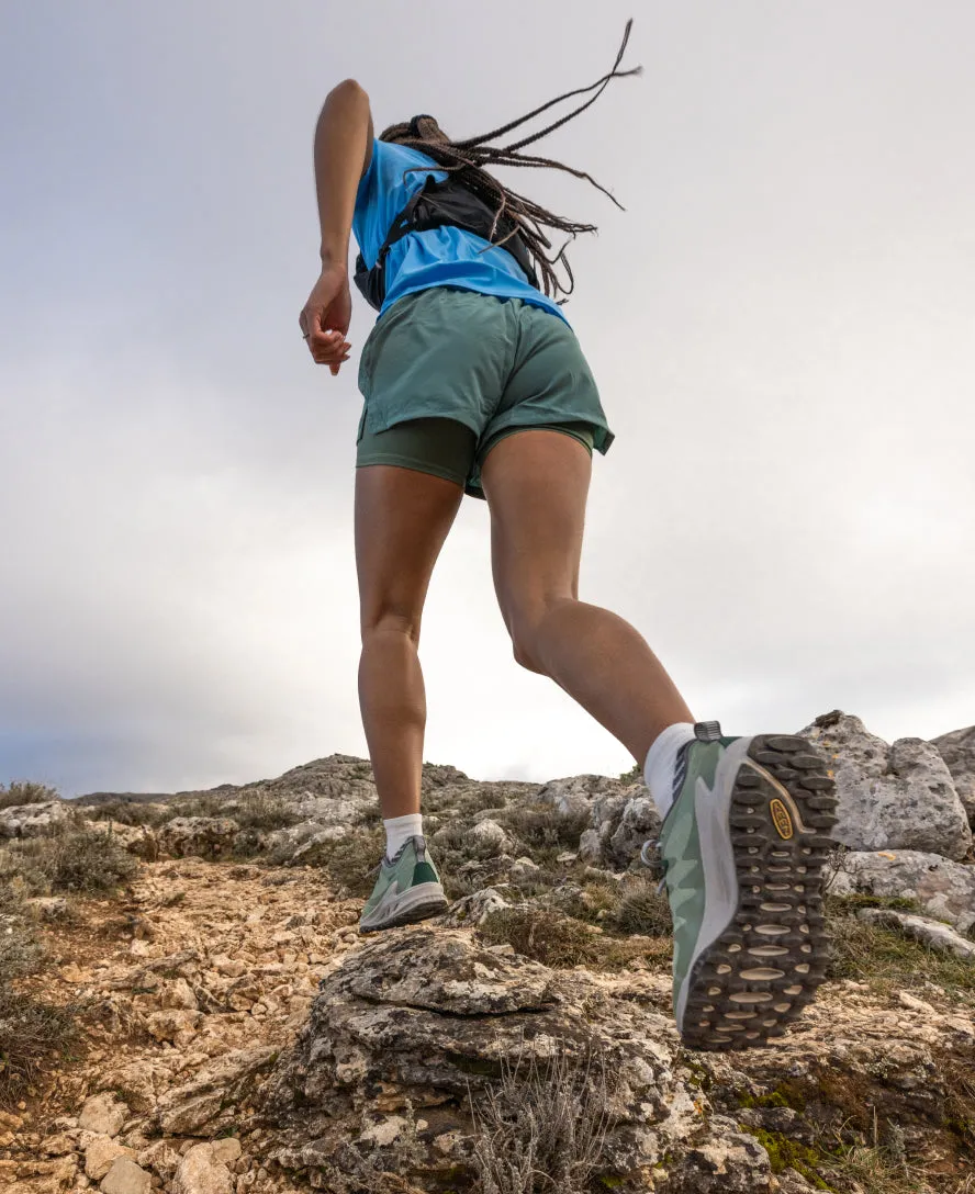 Women's Zionic Waterproof Hiking Shoe  |  Black/Black